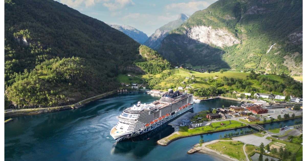 Cruise ship approaching the coast on The Fern Coast Escape